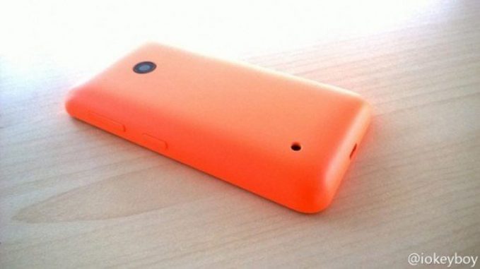 lumia-530-back