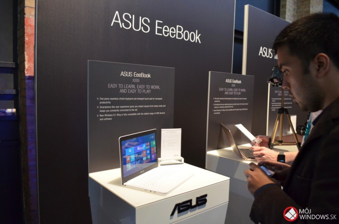 Asus-EeeBook-IFA2014-1