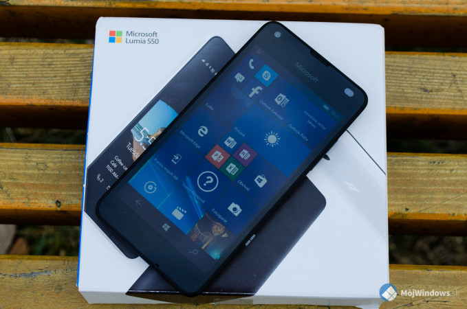 Lumia_550-11