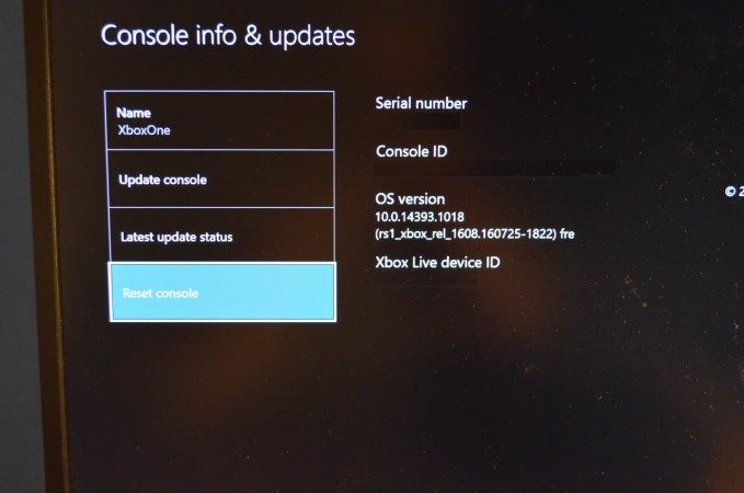 Ako obnoviť systém na konzole Xbox One 