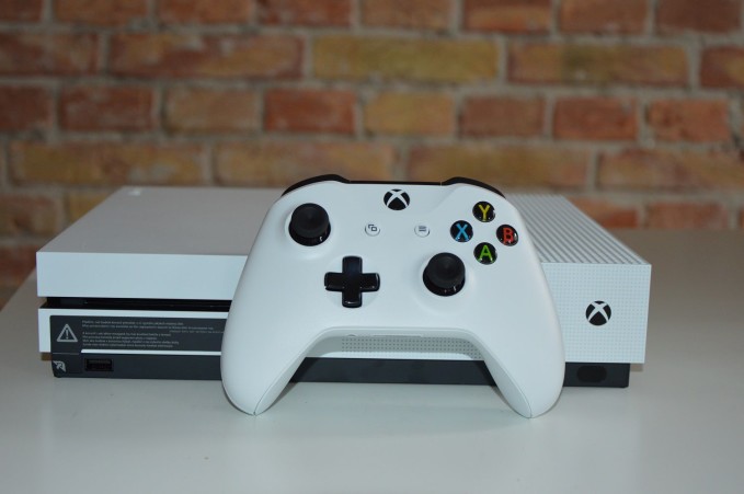 Xbox One S