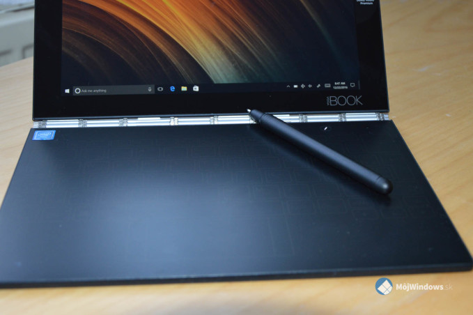 Lenovo Yoga Book (1 of 1)